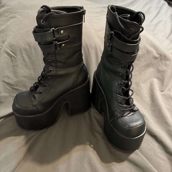 DEMONIA Camel 250 Stacked Black Matte Platform Goth Punk Calf Boot Sz 8 - Picture 1 of 9